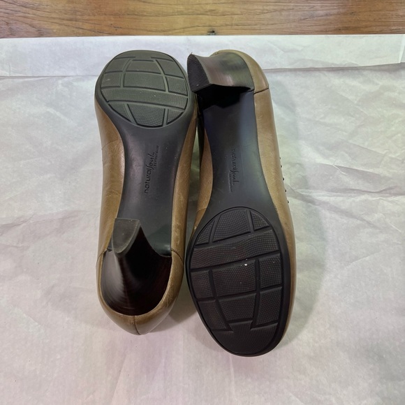 Natural Soul New Light Olive Pump - Picture 4 of 6
